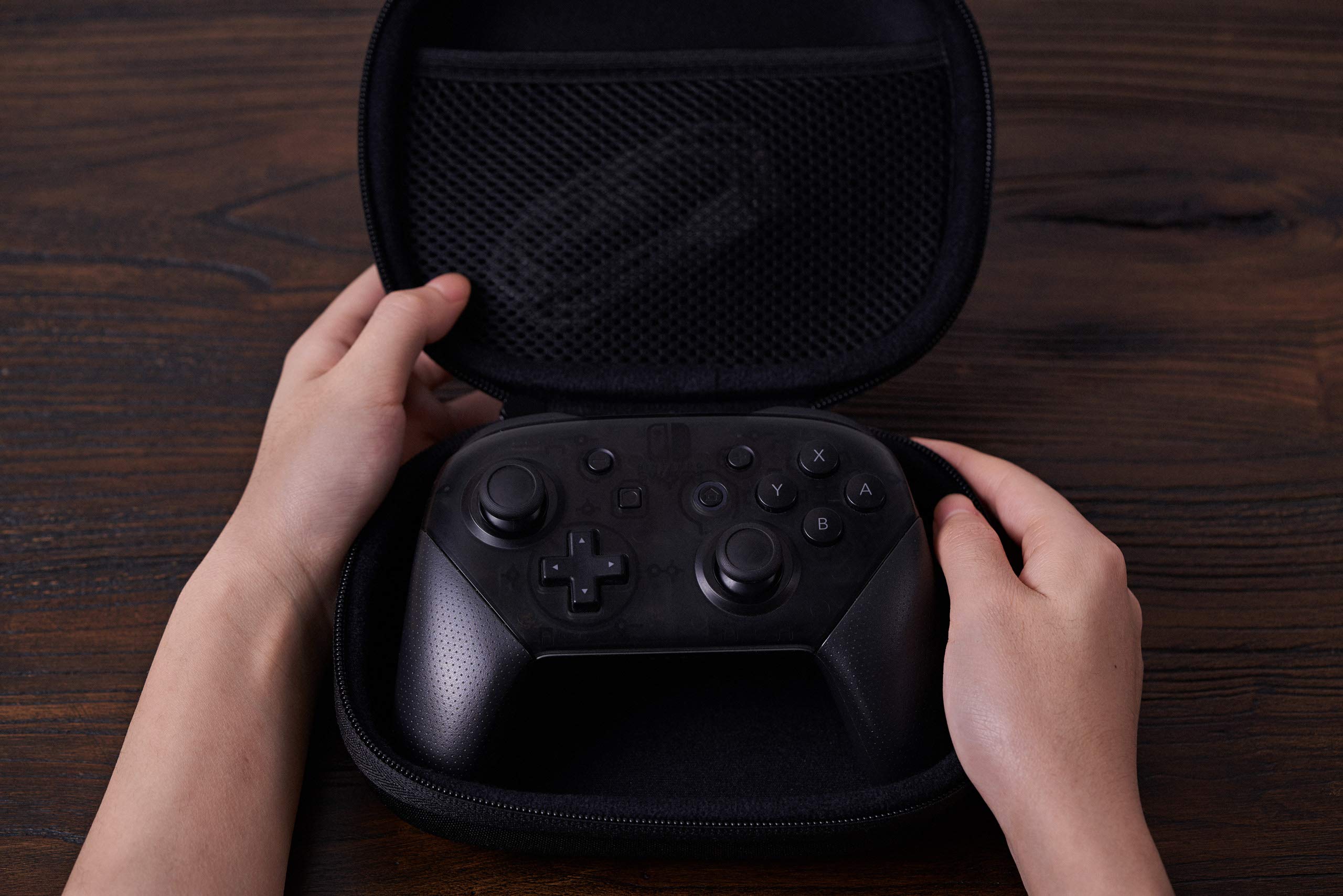 8Bitdo Classic Controller Travel Case (88BE)