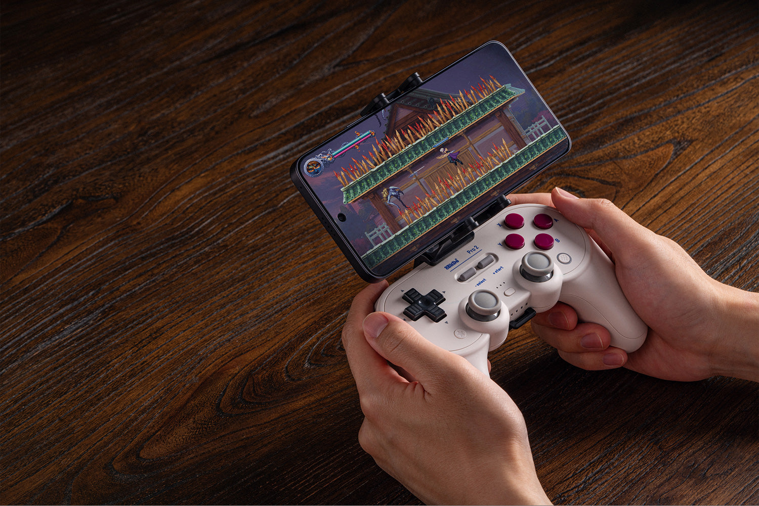 8Bitdo Mobile Clip for Pro 2 and Pro 3 Bluetooth Controller (87CC02)