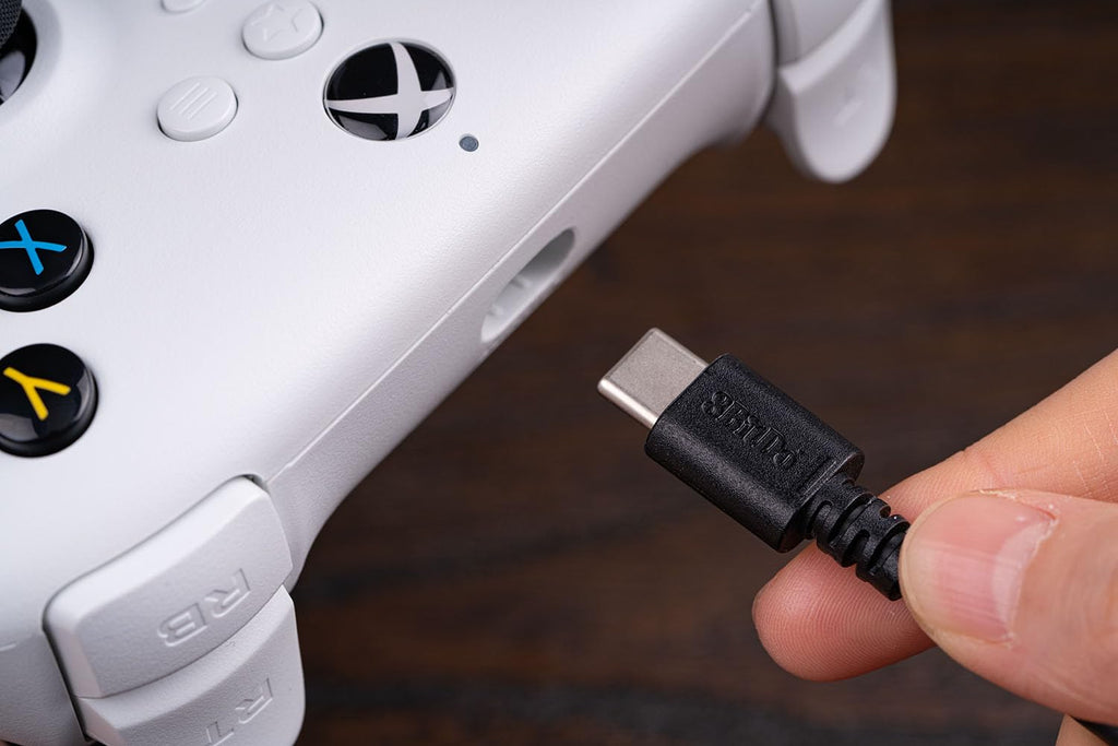 8BitDo Ultimate Wired Controller for Xbox, Hall Effect Joysticks (82CE)